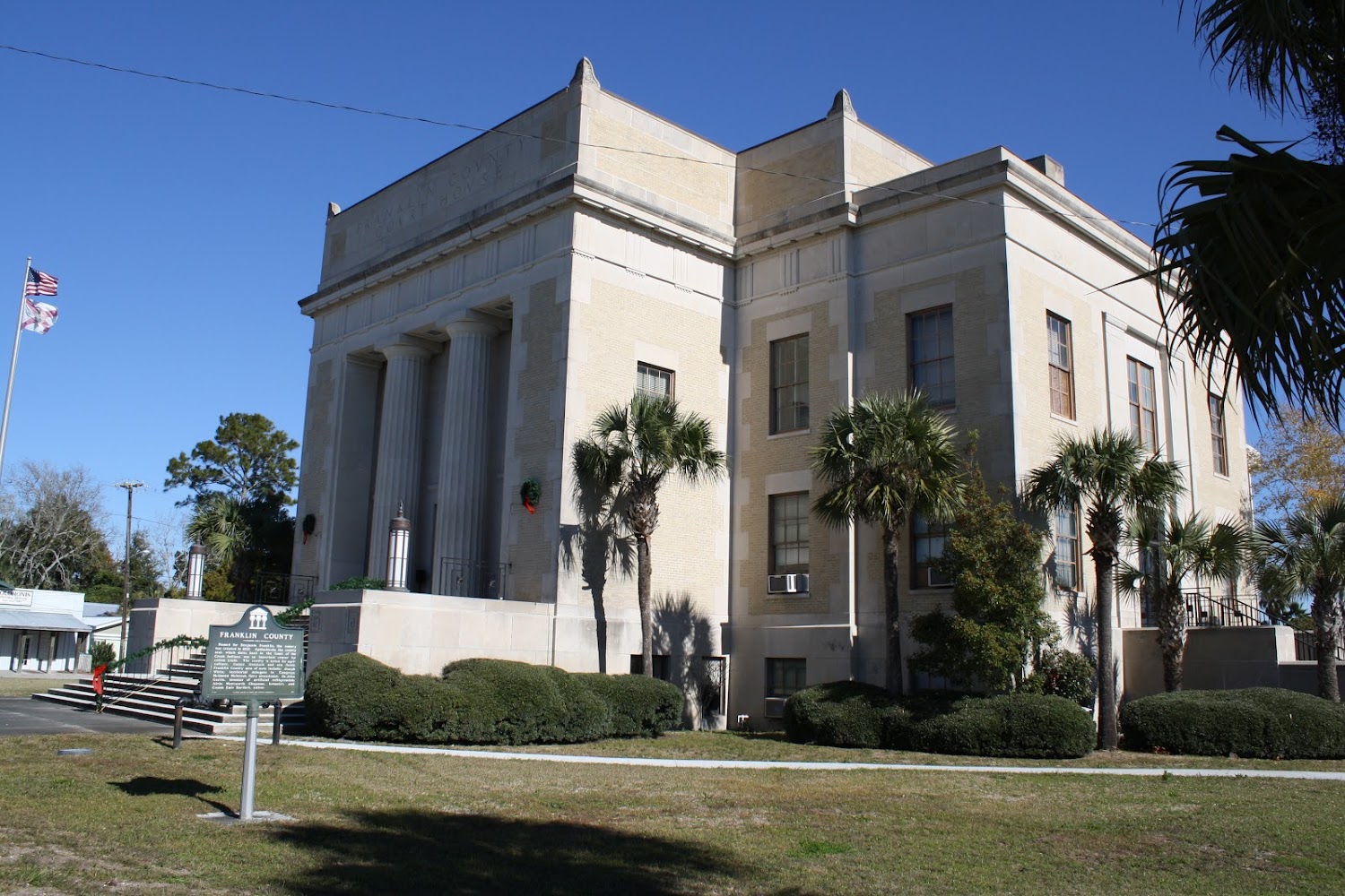 Clerk of the Court in Apalachicola, FL