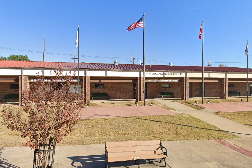 Office of Motor Vehicles in De Queen, AR