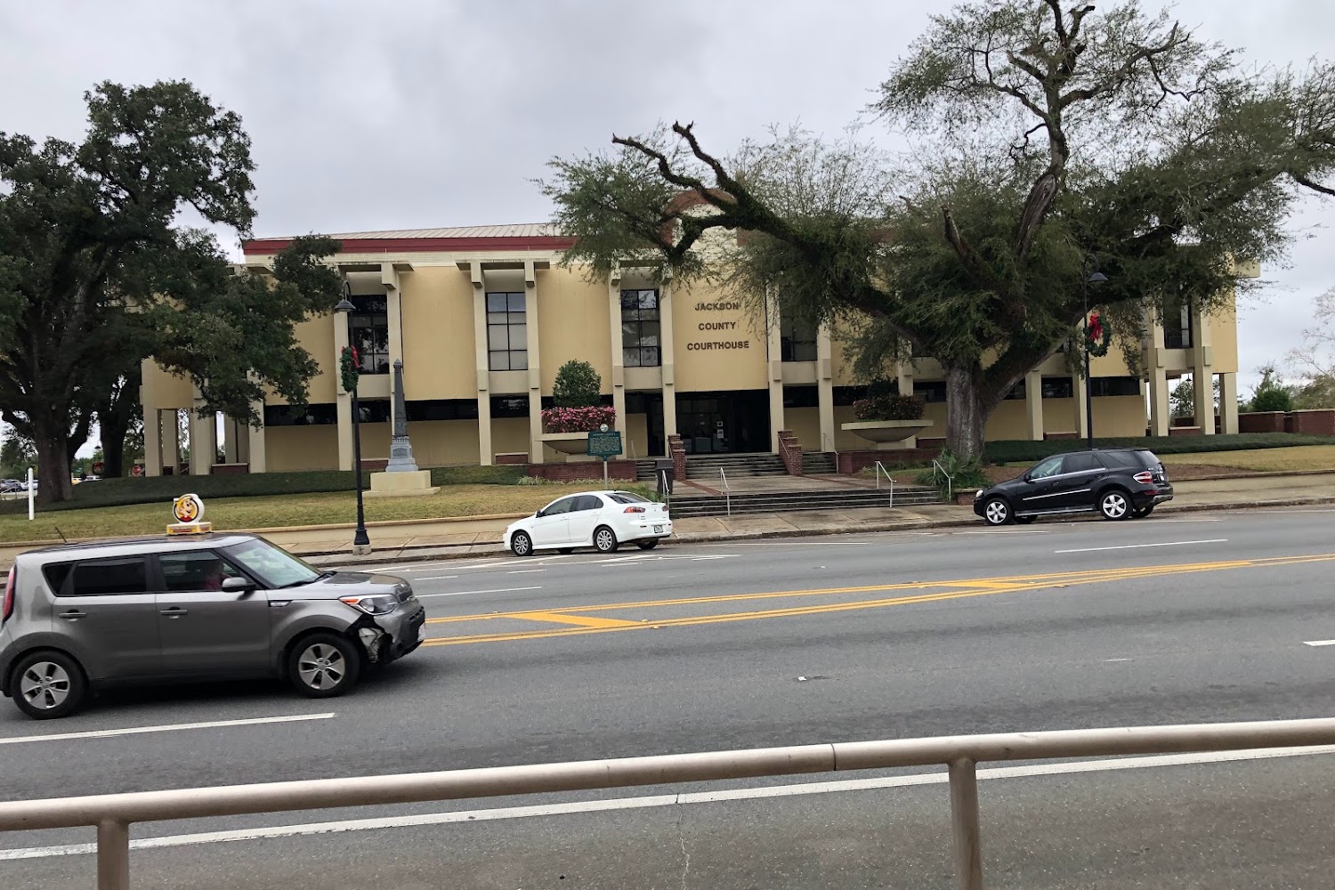 Motor Vehicle Services in Marianna, FL