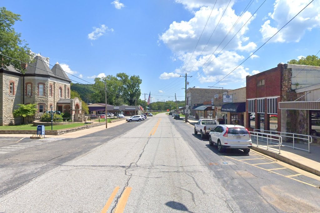 Office of Motor Vehicles in Yellville, AR