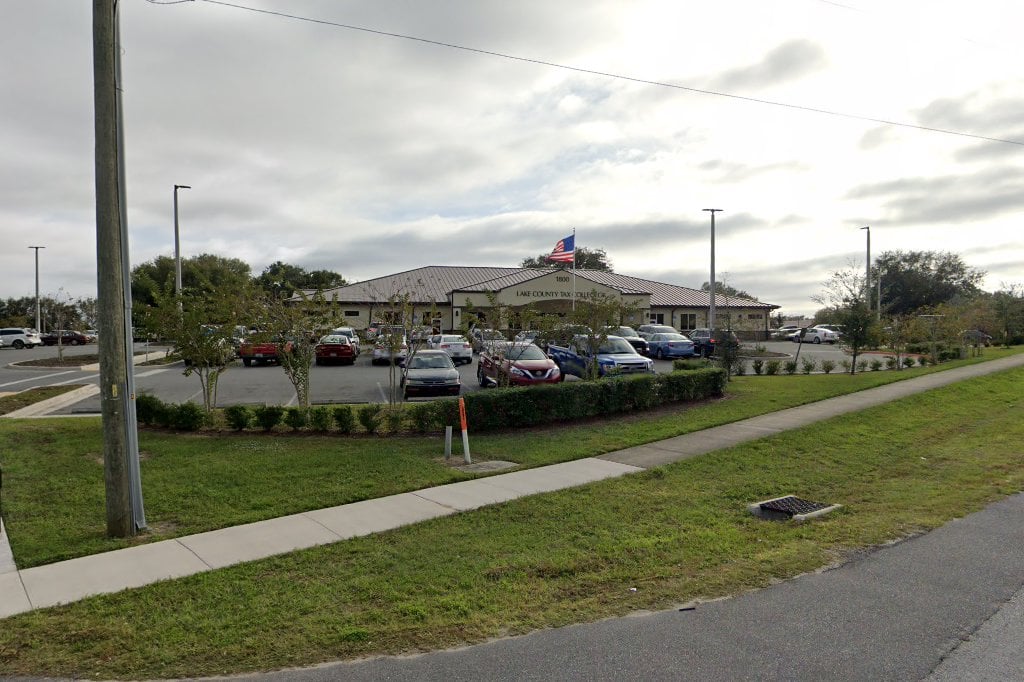 Driver License & Vehicle Registration Office in Tavares, FL