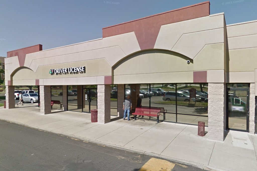Aurora Driver License Office in Aurora, CO