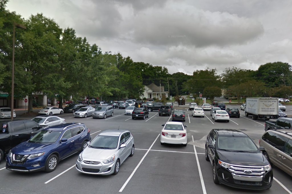 Registration & Title Office in Fayetteville, GA