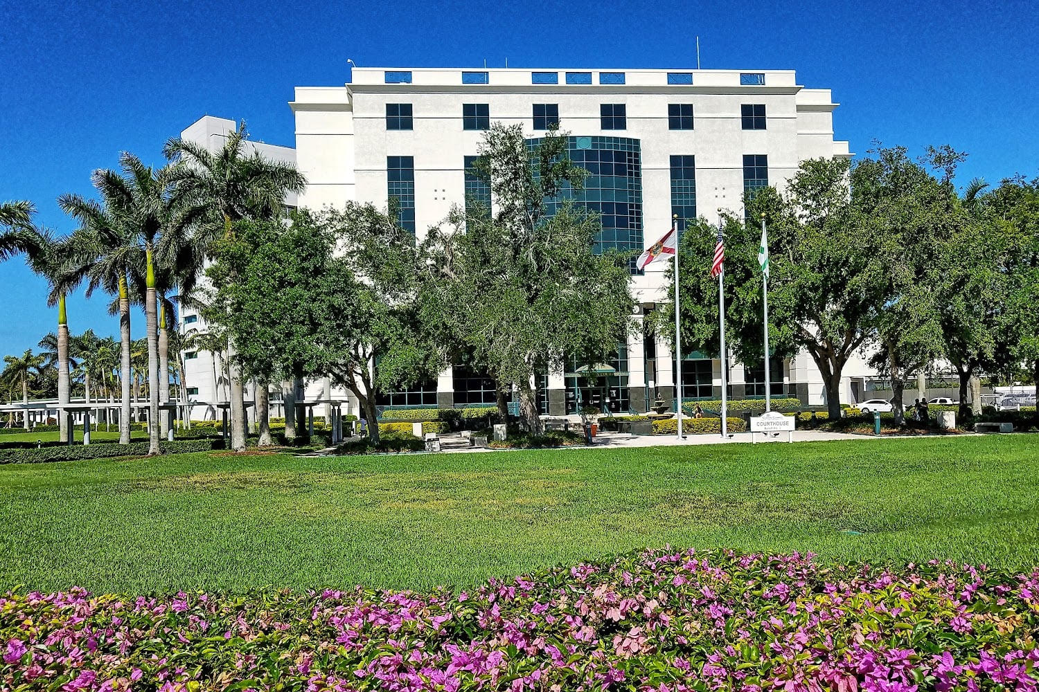 Clerk of the Court in Naples, FL