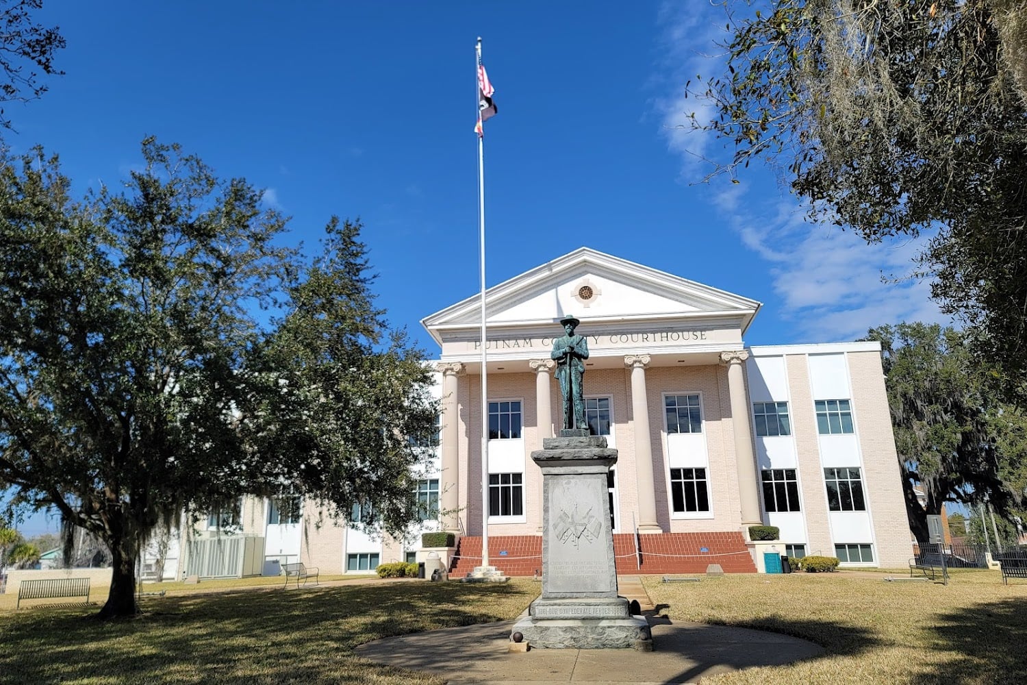 Palatka Clerk of the Court Office in Palatka, FL
