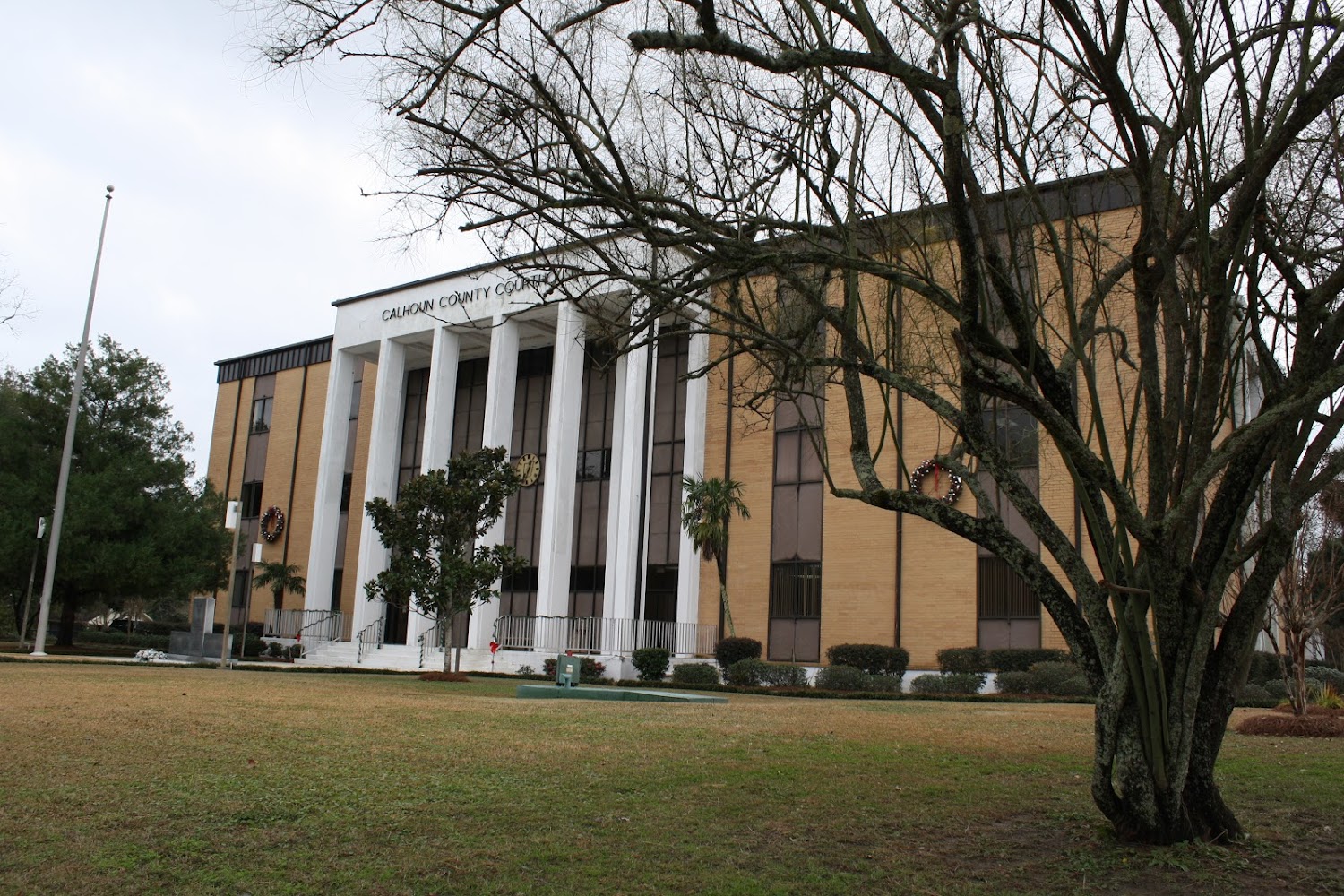 Driver Office & Motor Vehicle Services in Blountstown, FL