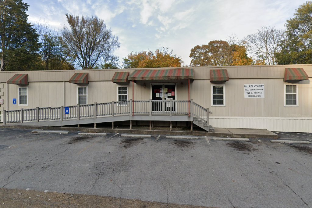 Registration & Title Office in Rossville, GA