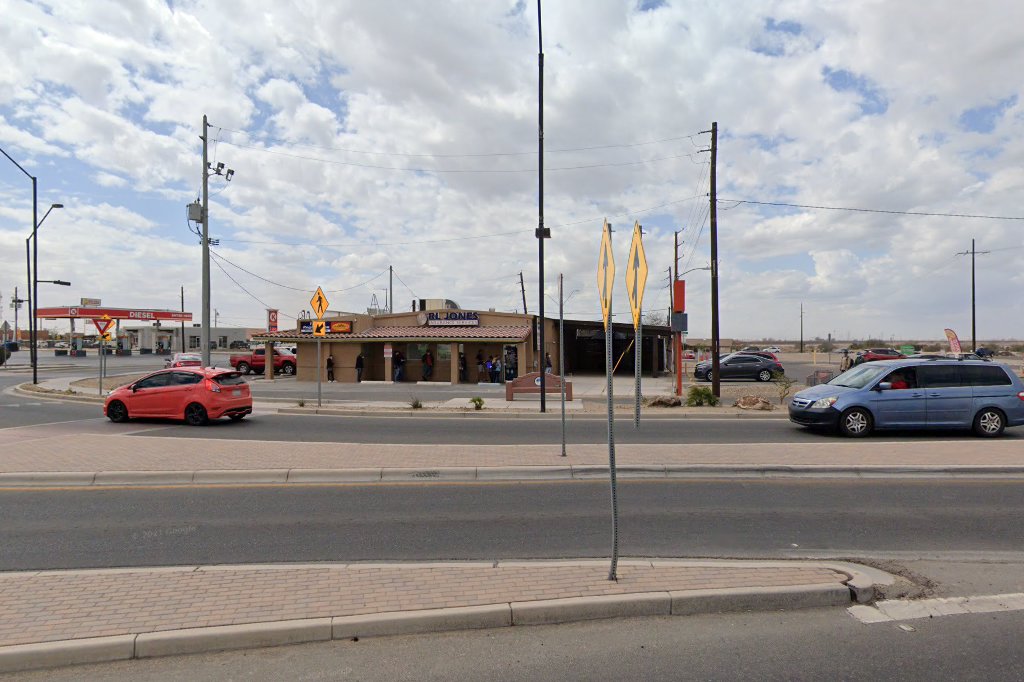 RL Jones Insurance Services in San Luis, AZ