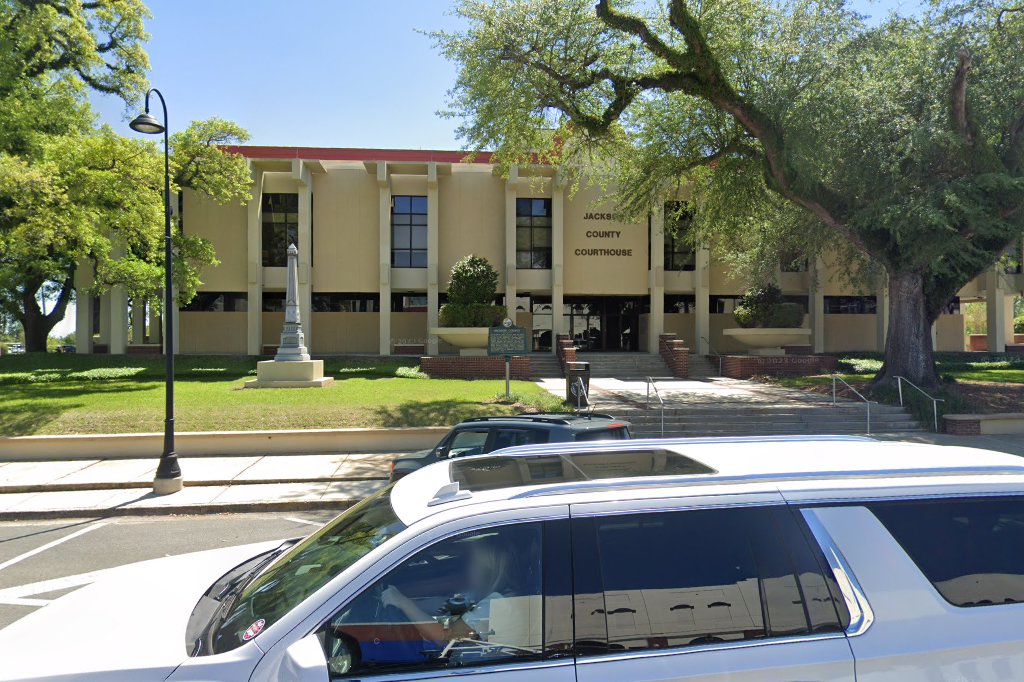 Marianna Clerk of Court in Marianna, FL