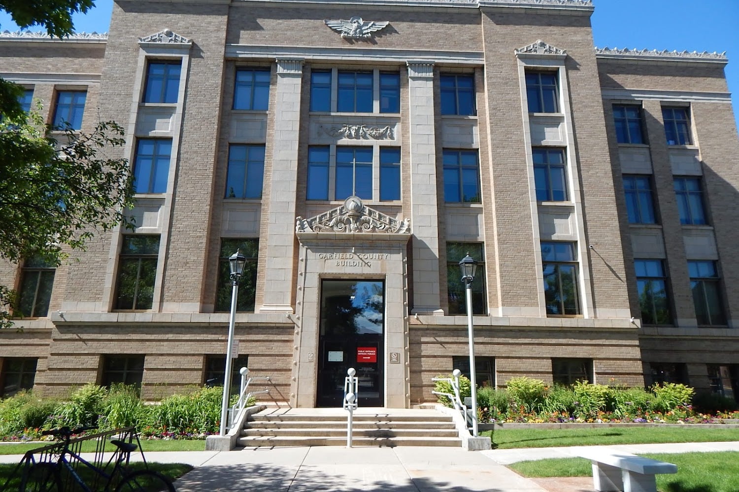 Glenwood Springs Registration & Titling in Glenwood Springs, CO