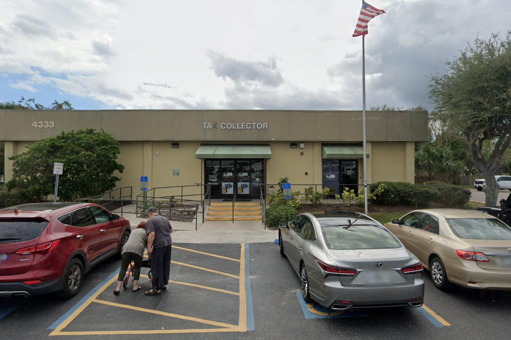 Driver License & Motor Vehicle Services in Ellenton, FL