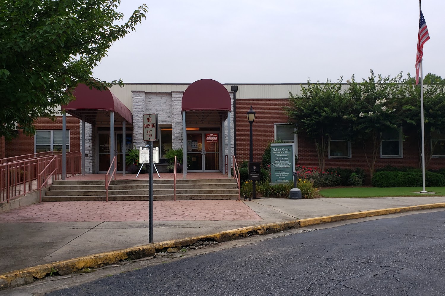 Registration & Title Office in Jasper, GA