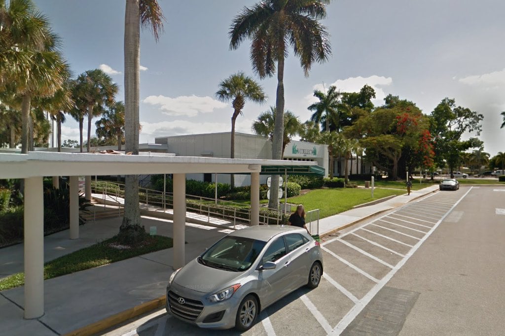 Motor Vehicle & Driver License Office in Naples, FL