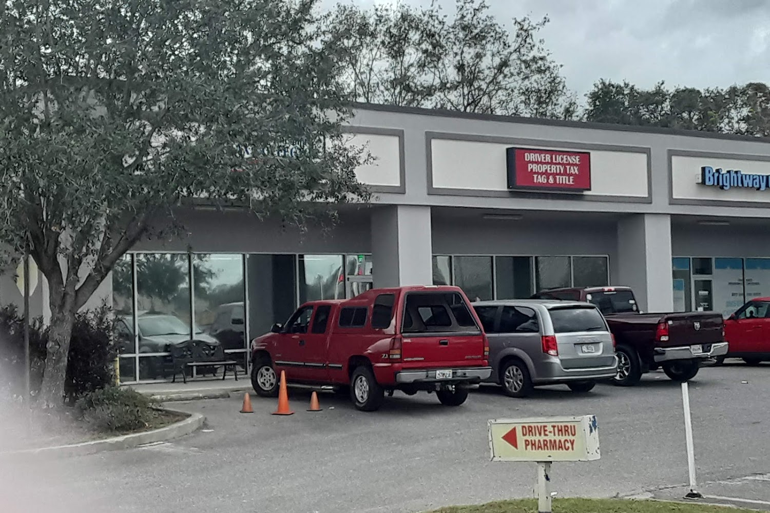 Motor Vehicle Services & Driver License Office in Pace, FL