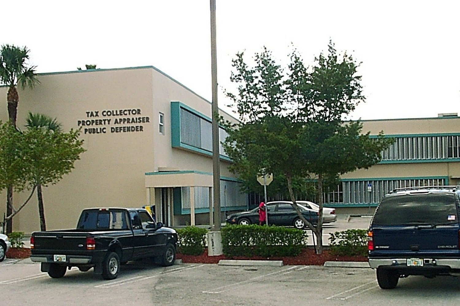 Driver License & Motor Vehicle Services in Belle Glade, FL