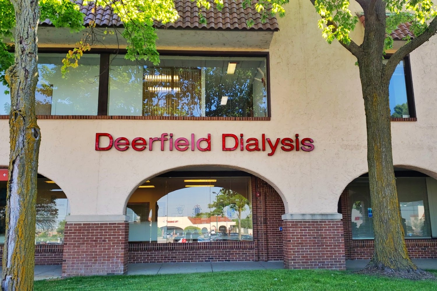 Deerfield Sec. of State Facility in Deerfield, IL