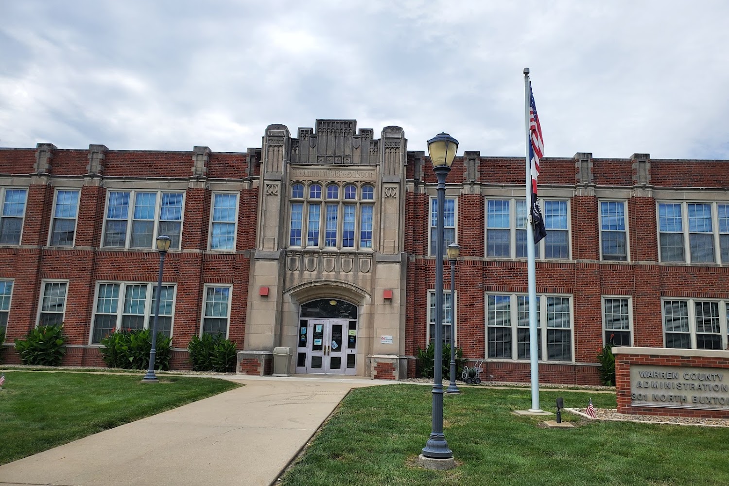 Warren County Driver License & Vehicle Registration in Indianola, IA