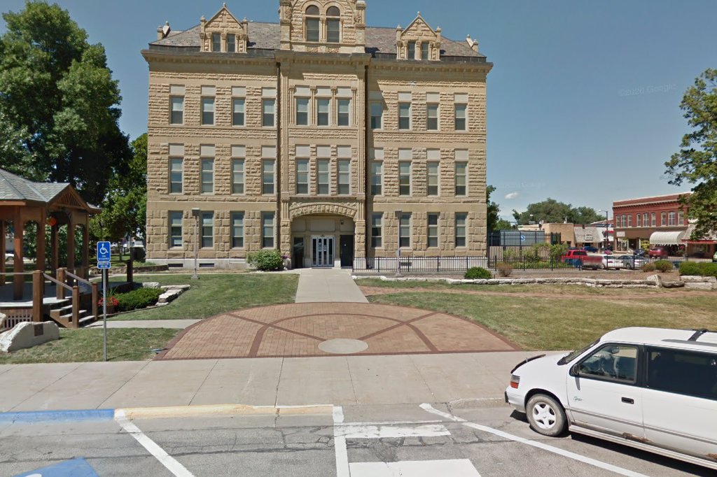 County Treasurer's Office in Knoxville, IA