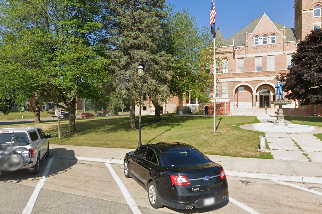 Winnebago County Driver License & Vehicle Registration in Forest City, IA
