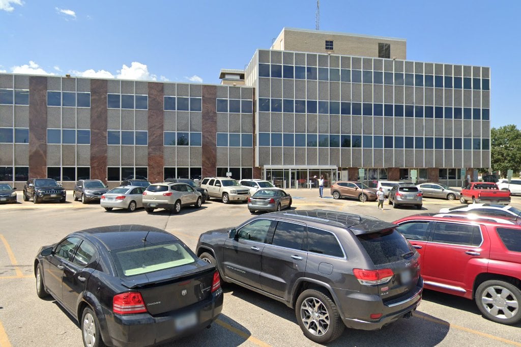 Blackhawk County Vehicle Registration & Title in Waterloo, IA