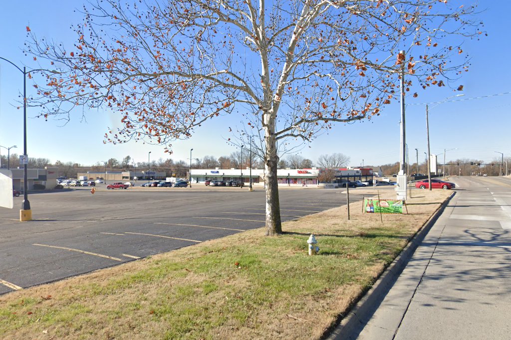 Kansas State Driver License Station in Pittsburg, KS