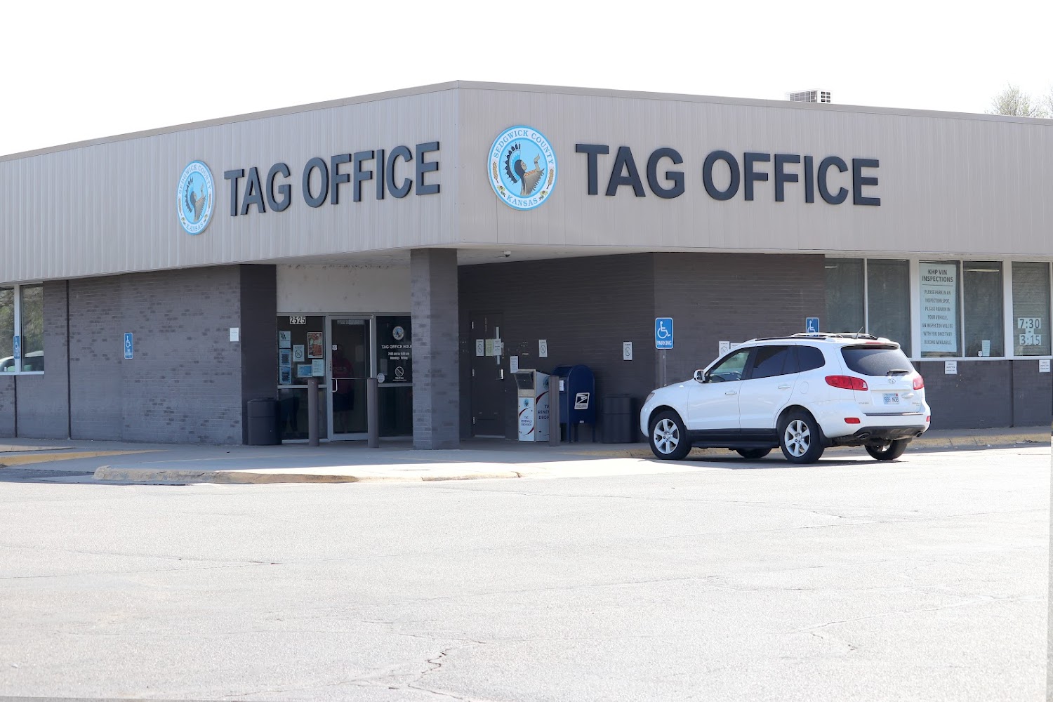 Sedgwick Co. Main Tag Office in Wichita, KS