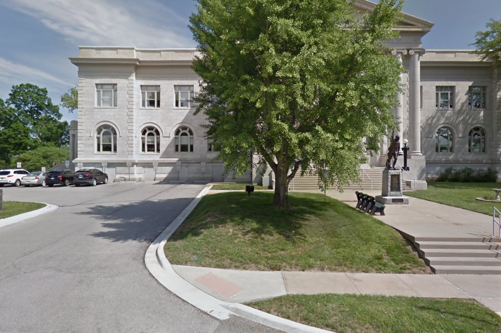 Leavenworth County Treasurer's Office (Vehicle Registration & Title) in Leavenworth, KS