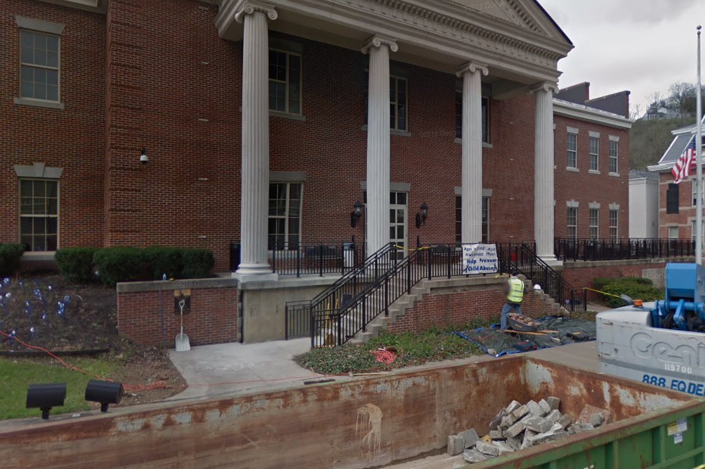 Circuit Court Clerk's Office in Maysville, KY