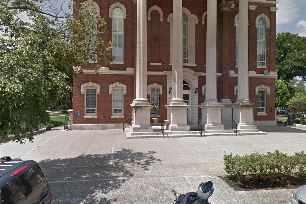 County Clerk's Office in Bowling Green, KY