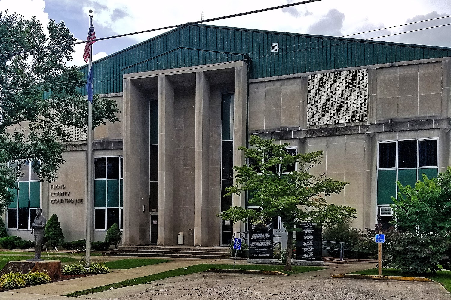 County Clerk's Office (Registration & Title) in Prestonsburg, KY