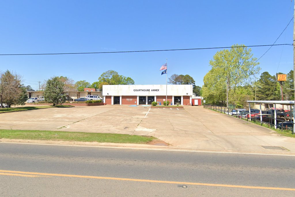 Office of Motor Vehicles in Farmerville, LA