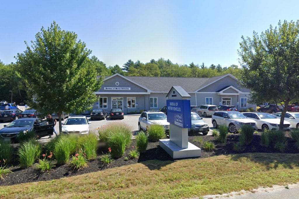 Motor Vehicle Branch Office in Topsham, ME