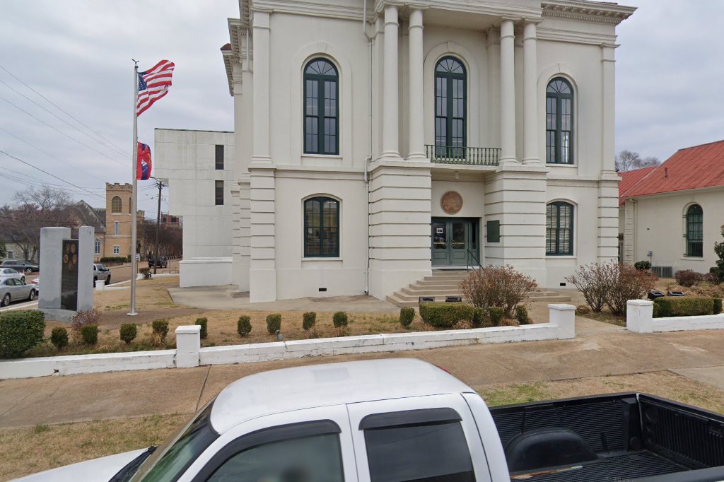 Yazoo County Tax Collector (Vehicle Registration & Title) in Yazoo City, MS
