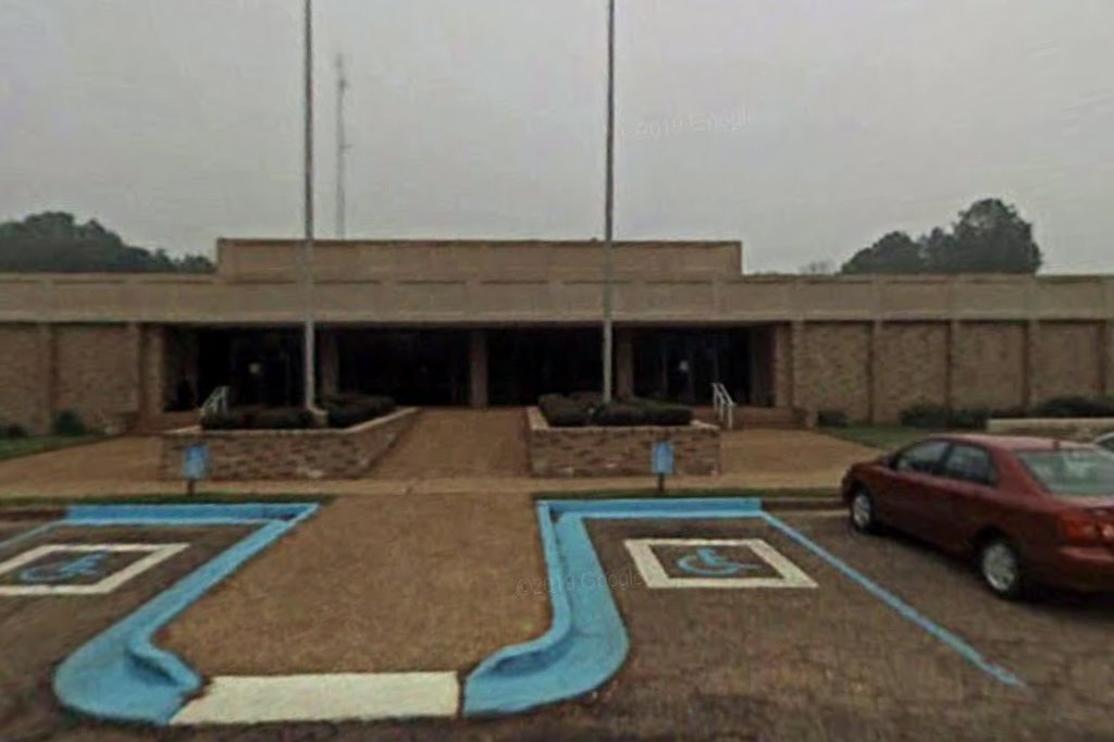 Montgomery County Tax Collector (Vehicle Registration & Title) in Winona, MS