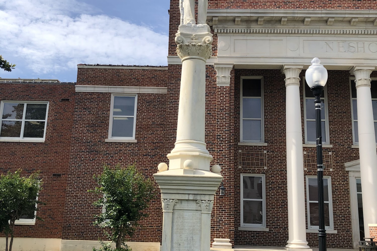 Neshoba County Tax Collector ((Vehicle Registration & Title) in Philadelphia, MS