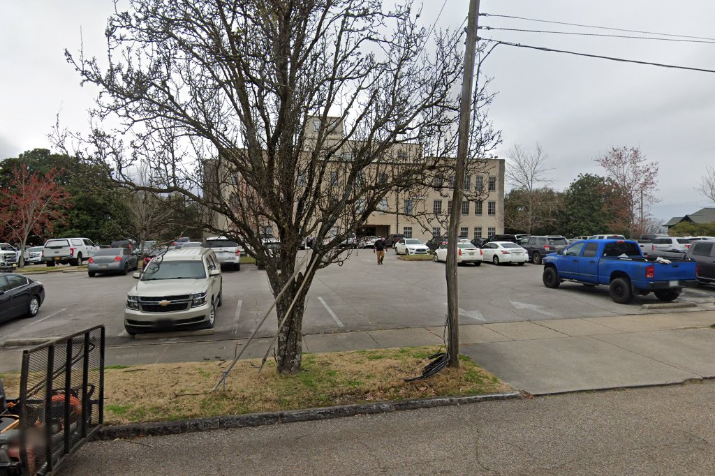 Warren County Tax Collector (Vehicle Registration & Title) in Vicksburg, MS