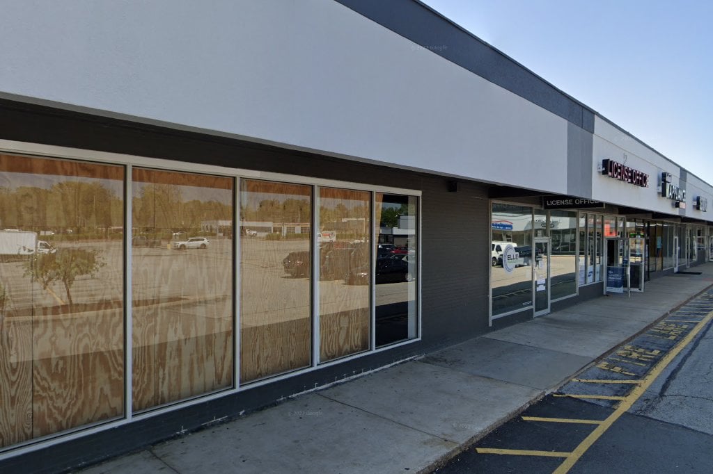 Florissant Driver License & Vehicle Registration Office in Florissant, MO