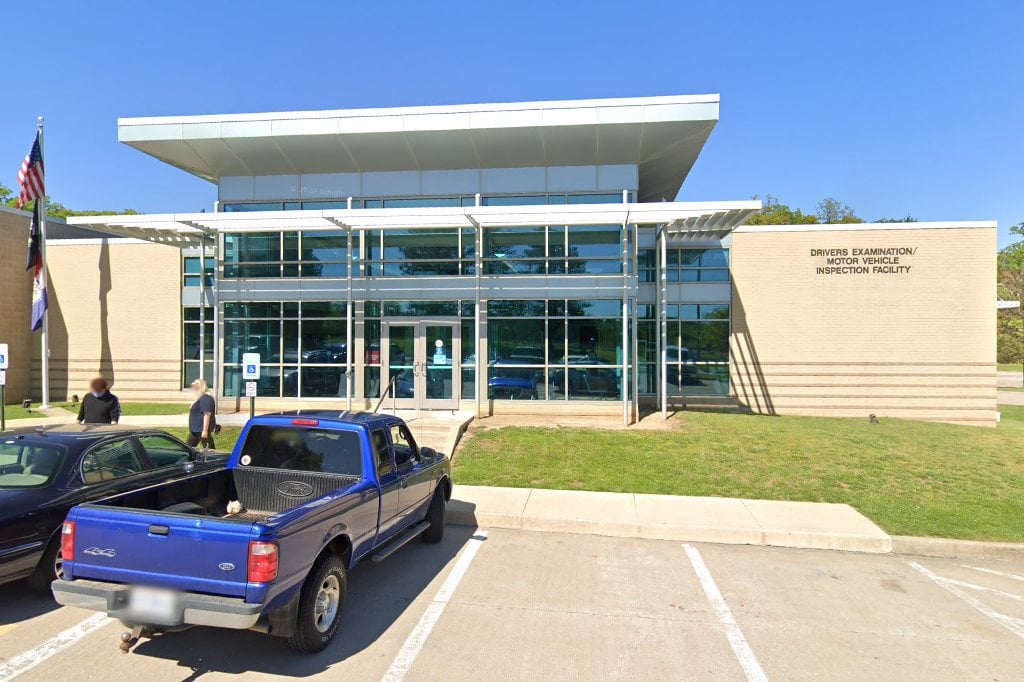 Driver Examination Super Site in Saint Louis, MO