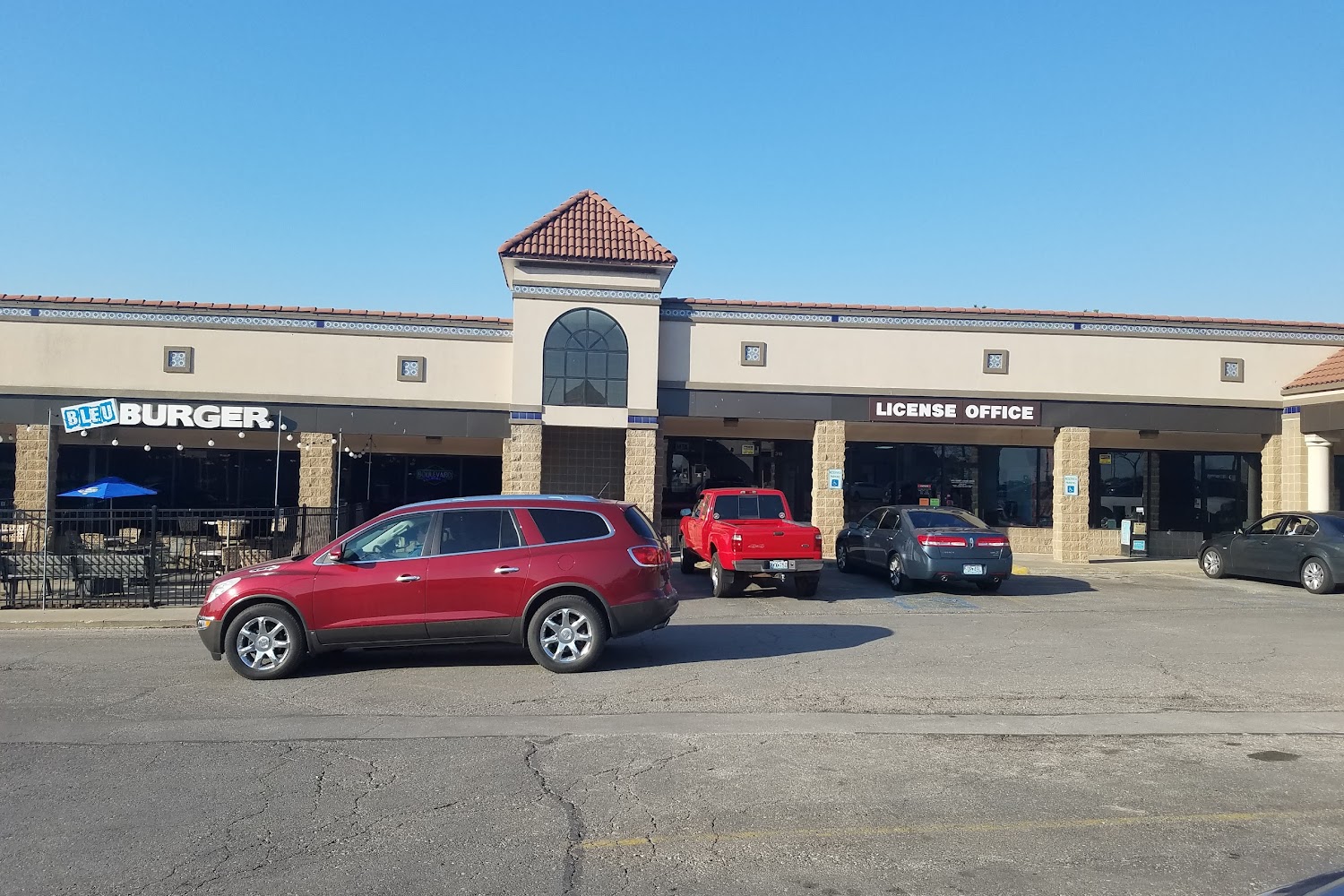 Driver License & Vehicle Registration Office in Lees Summit, MO