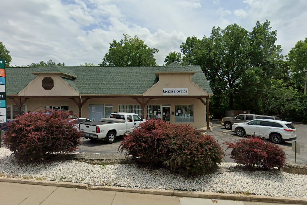 Driver License & Vehicle Registration Office in Pacific, MO