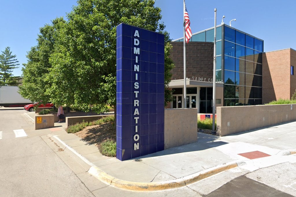 Sarpy County DMV in Papillion, NE