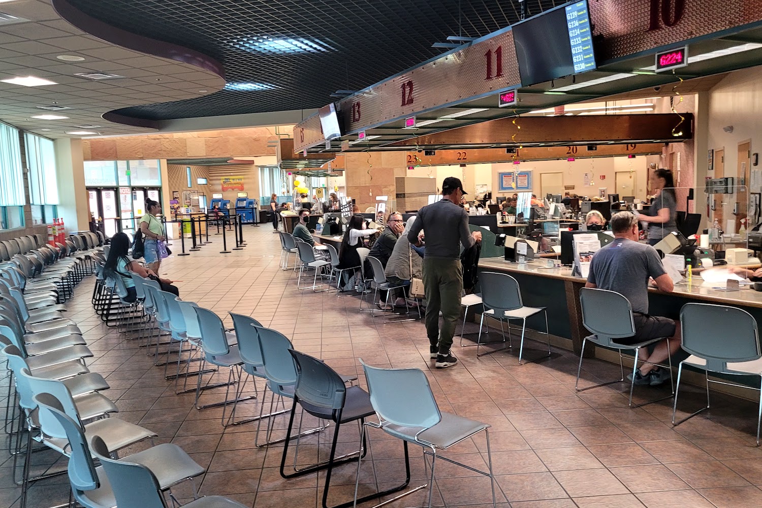 Henderson DMV Full Service in Henderson, NV