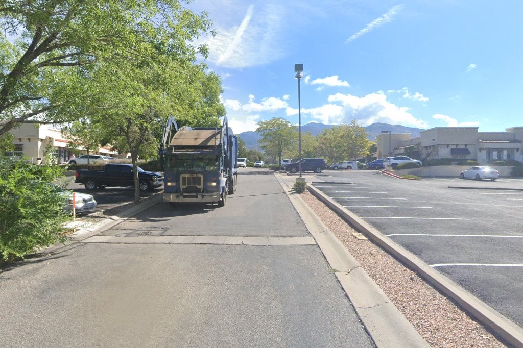 AAA New Mexico (MVD Services Open to Members Only) in Albuquerque, NM