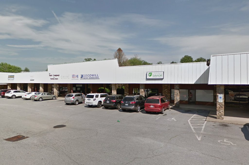 Vehicle & License Plate Renewal in Hendersonville, NC