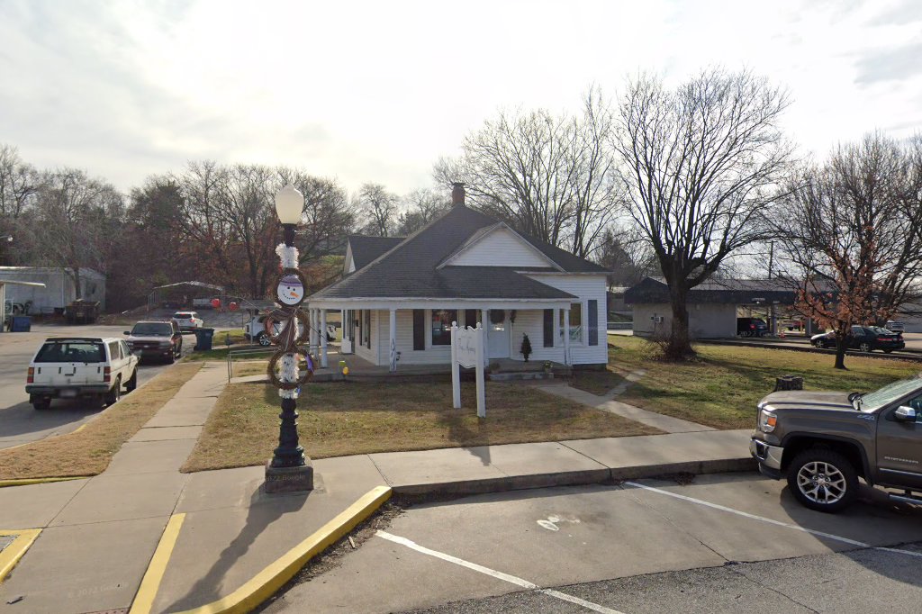 Locust Grove Tag Agency in Locust Grove, OK
