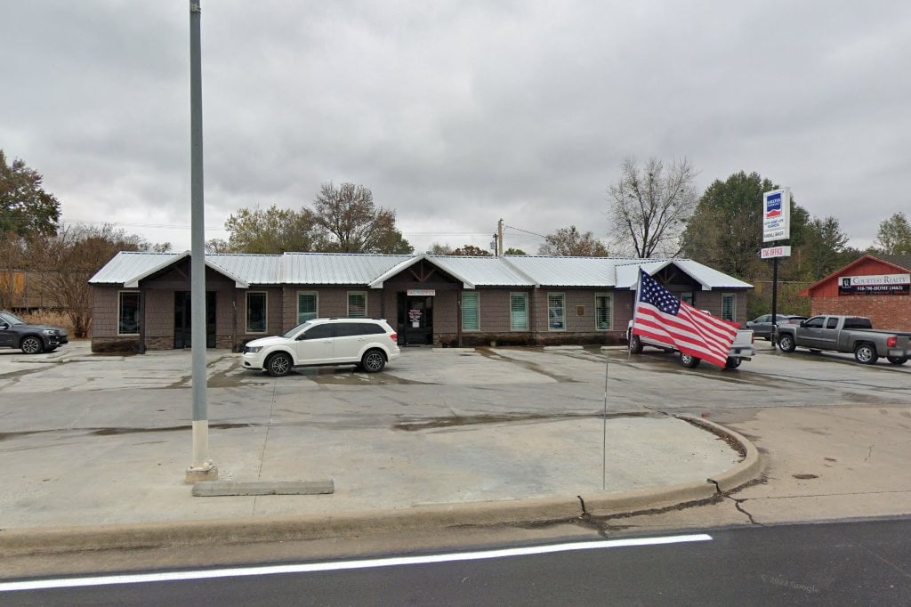 Sallisaw Tag Office in Sallisaw, OK