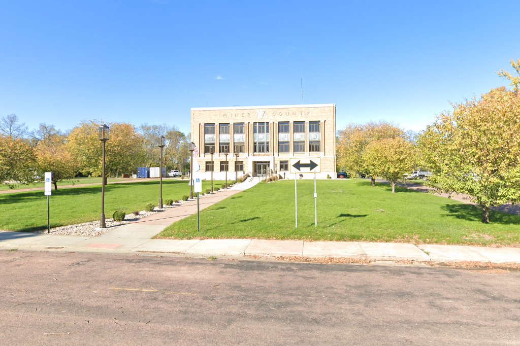 County Treasurer's Office (REGISTRATION & TITLE) in Howard, SD
