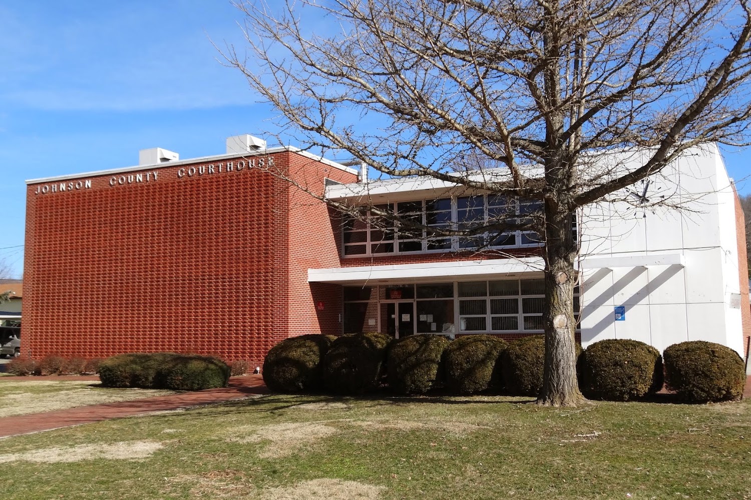 Johnson County Clerk MV Services in Mountain City, TN