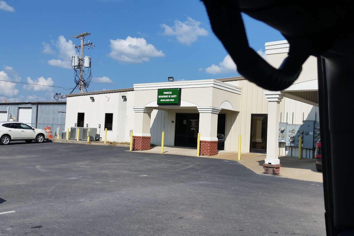 DOS Driver Services Center in Savannah, TN