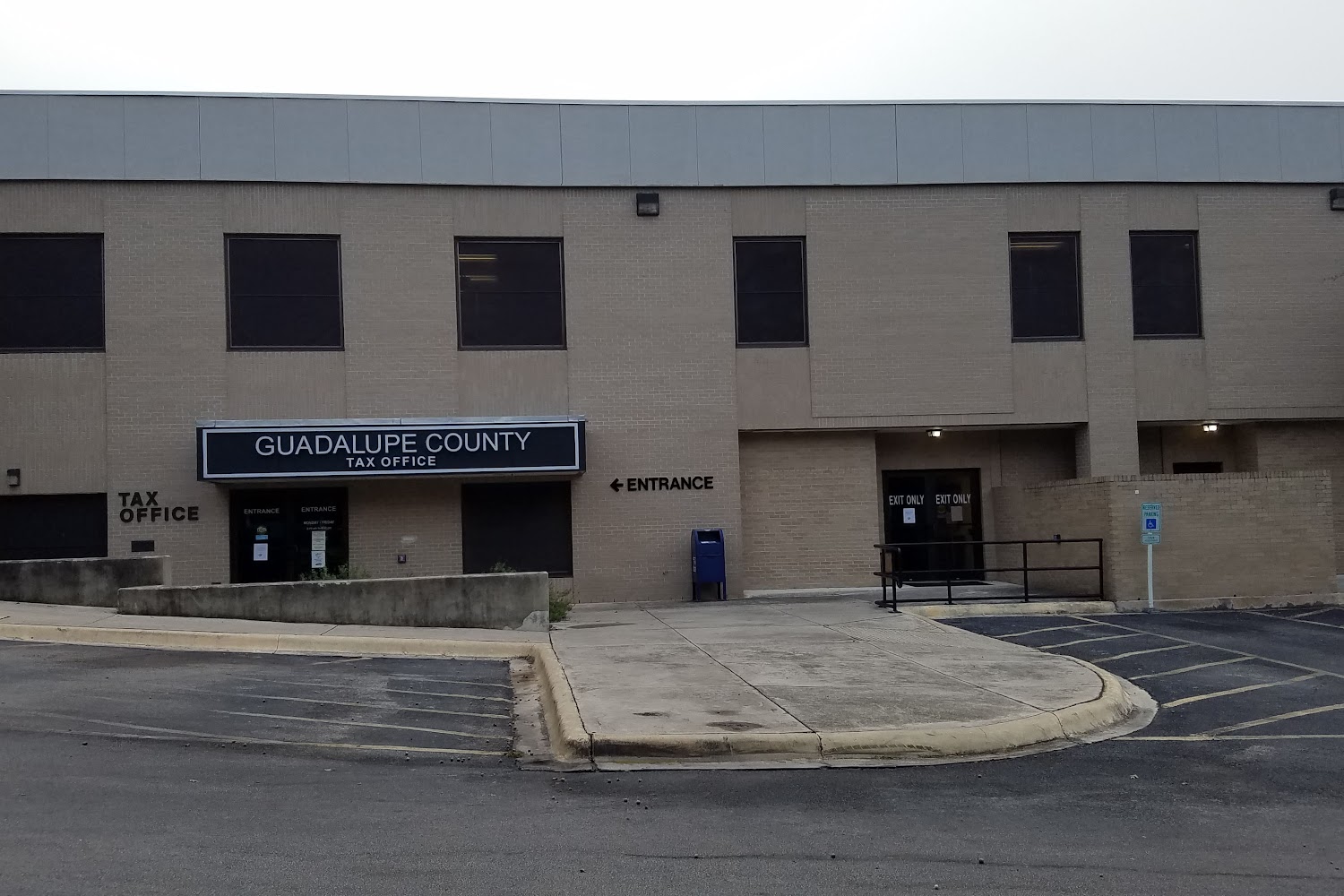 Guadalupe County Registration & Titling in Seguin, TX